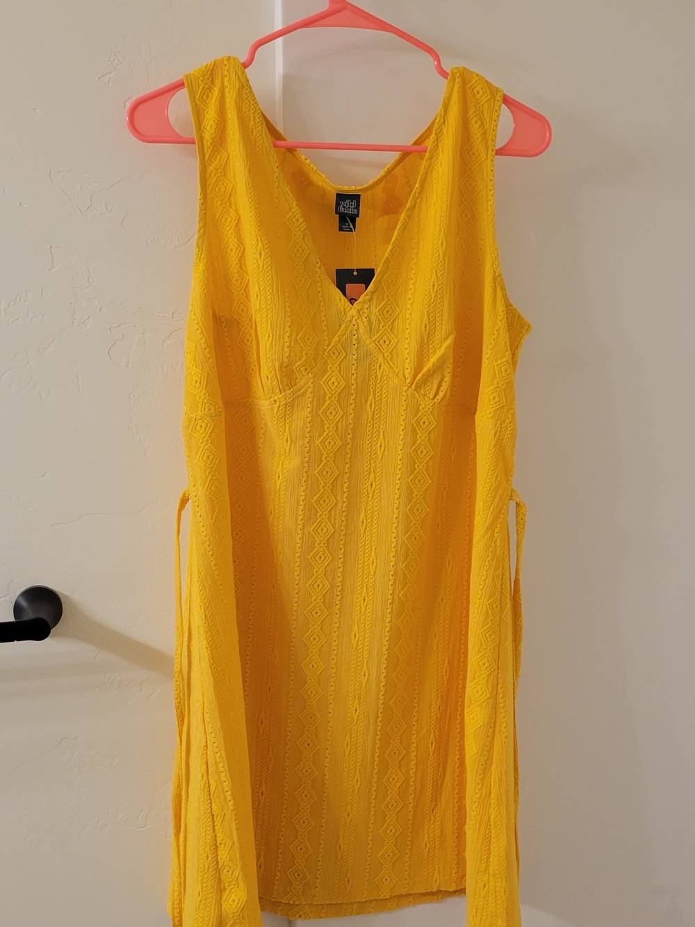 wild fable Yellow Sleeveless V‑Neck Lace Dress